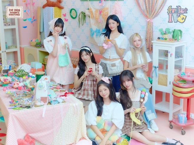 '아틀리에 아이브' 안유진, 가을, 레이, 장원영, 리즈, 이서