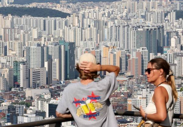 법령을 어긴 외국인의 국내 주택거래가 다수 적발됐다. 사진은 기사와 무관 [연합뉴스]