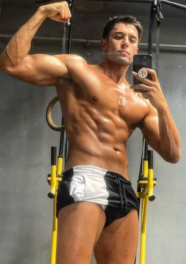 사진|줄리엔강SNS