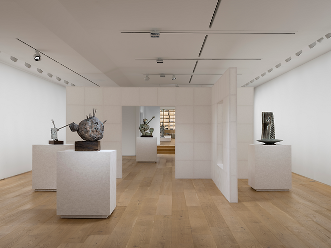 Installation view of "Joan Miro: Sculptures" at Thaddaeus Ropac in Seoul (Thaddaeus Ropac)