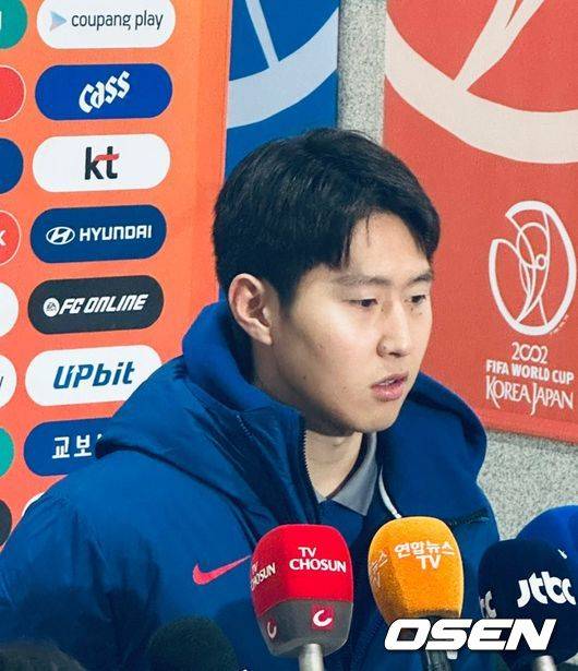 [사진] 가나전 인터뷰에 임하는 이강인