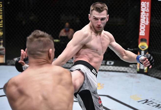 댄 후커(오른쪽). /사진=UFC 제공