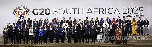 남아공 G20 정상회의 기념촬영 [공동취재 제공/연합뉴스. 재판매 및 DB 금지]