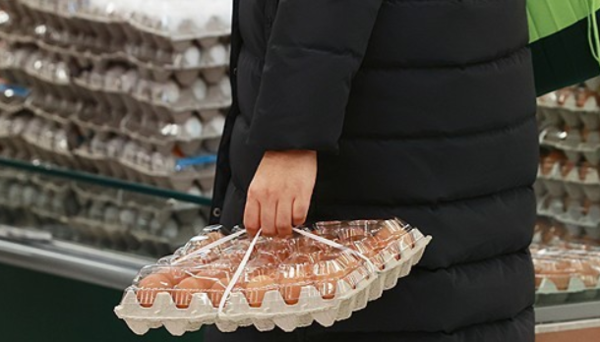 서울 시내 한 대형마트 계란 판매대. 연합뉴스