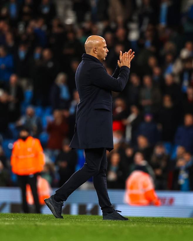 리버풀의 아르네 슬롯 감독은 역대급 부진으로 위기에 처해있다. 사진출처｜리버풀 페이스북