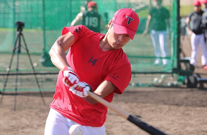 KIA 김규성이 일본 오키나와 마무리캠프에서 훈련하고 있다. KIA 타이거즈 제공