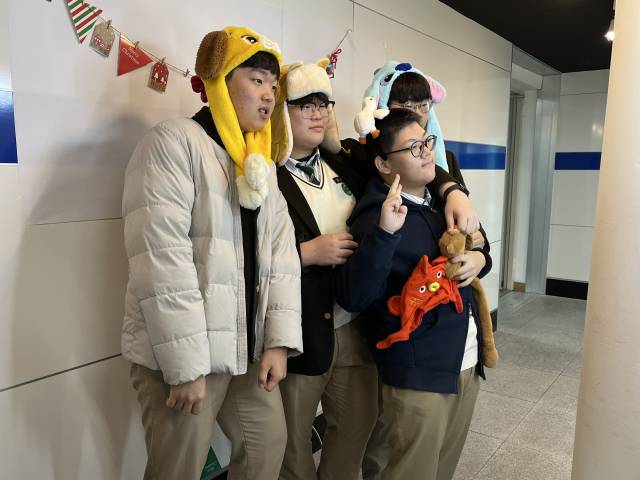 지난 21일 오전 무학고에서 개교 50주년 맞이