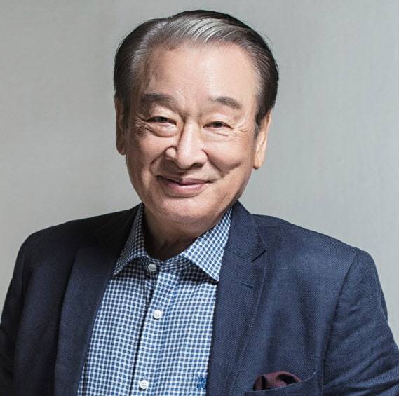 ‘현역 최고령 배우’였던 이순재가 24일 새벽 90세로 생을 마감했다(사진=연합뉴스).