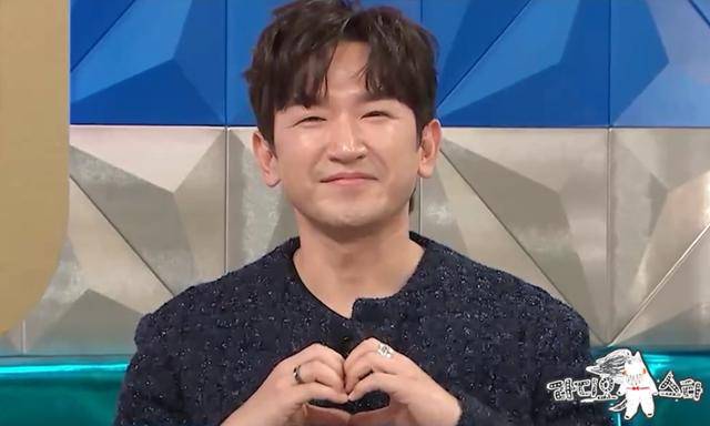 그룹 신화 이민우가 내년 3월 결혼을 직접 준비 중인 사연과, 결혼과 함께 맞이하게 된 두 딸에 대한 이야기를 솔직하게 털어놓는다. MBC 제공