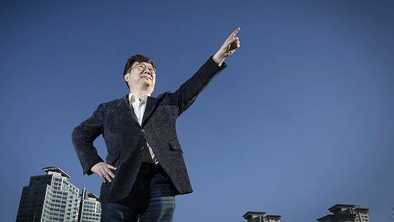 지난 10일 김정범 키움증권 고객자산솔루션본부 상무를 '머니 멘토'로 만나 새내기 대학생의 투자 전략을 만들어봤다. 장진영 기자