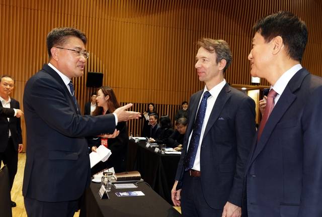 오승록 노원구청장, 요하네스 회장, 오세훈시장(왼쪽부터). 노원구청 제공