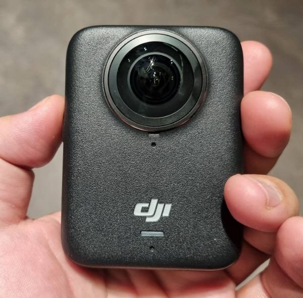 DJI OSMO 360 본체 앞면. 정옥재 기자
