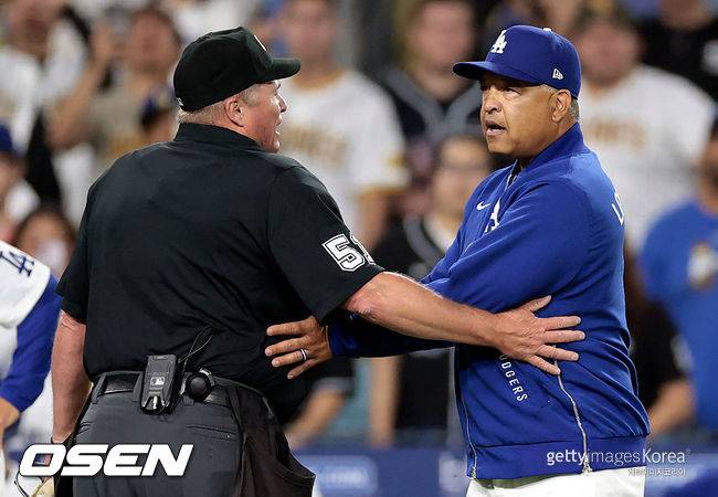 [사진] 다저스 로버츠 감독. ⓒGettyimages(무단전재 및 재배포 금지)