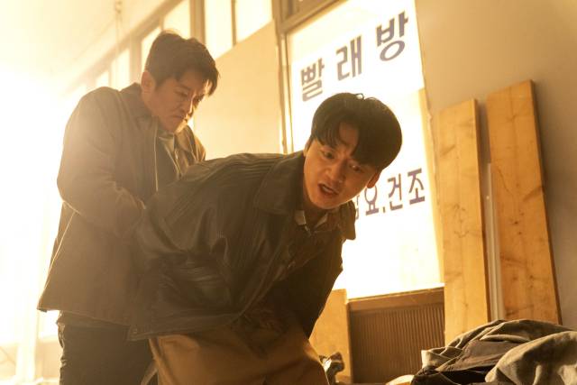 영화 '정보원'의 스틸컷. 사진 제공=영화특별시SMC