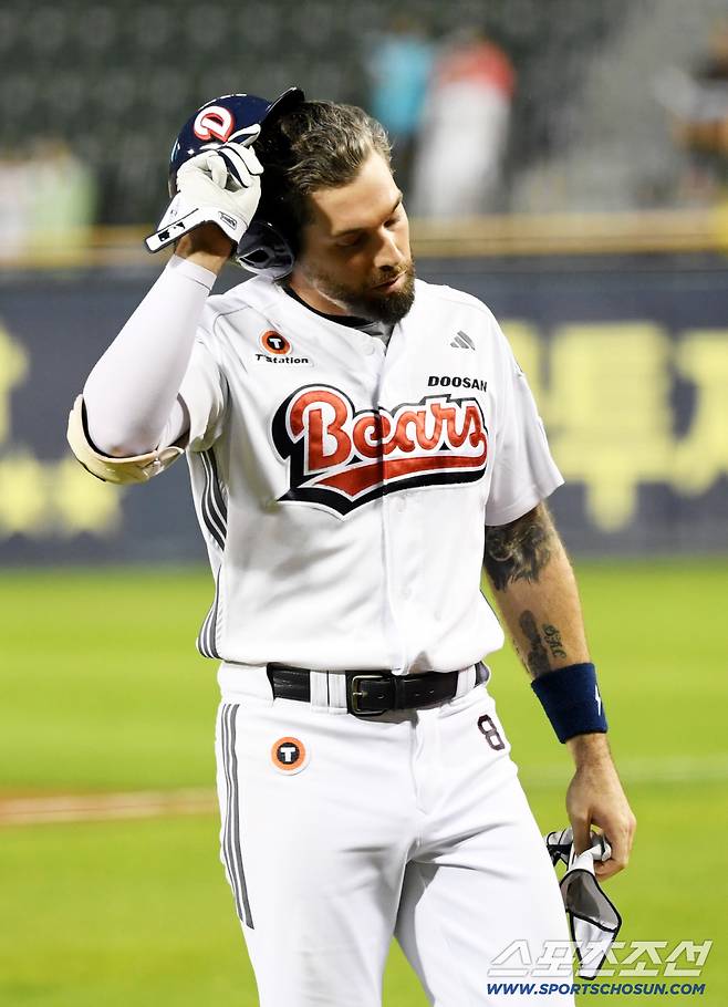 16일 잠실구장에서 열린 두산 베어스와 키움 히어로즈의 경기. 두산 케이브가 범타로 물러나고 있다. 잠실=박재만 기자 pjm@sportschosun.com/2025.09.16/
