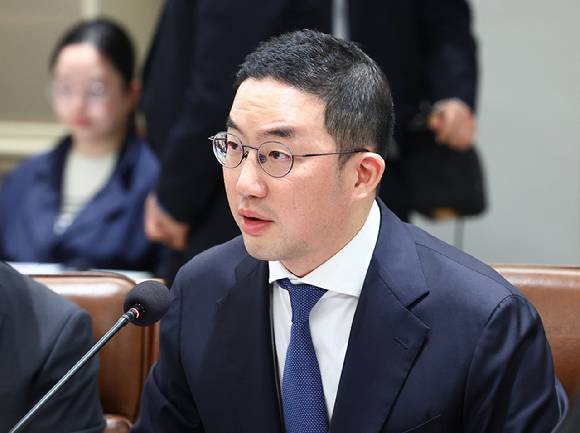 구광모 LG그룹 회장이 지난 16일 용산 대통령실에서 열린 한미 관세협상 후속 민관 합동회의에서 발언하고 있다. [사진=연합뉴스]