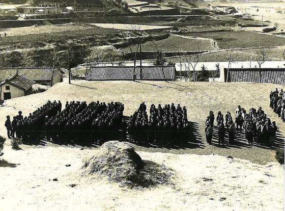 The photo shows Yeonghwasuk and Jaesaengwon, forced care facilities that operated in Busan in the 1960s. [BUSAN METROPOLITAN CITY]
