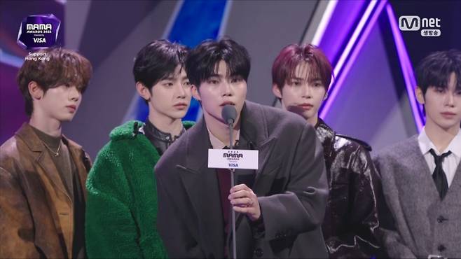 제로베이스원/ 사진='2025 마마 어워즈' 캡처