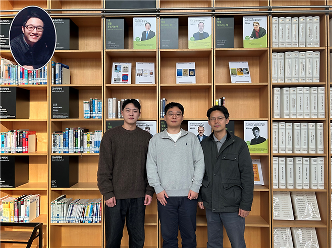 참여 연구원들. 왼쪽부터 KAIST 전산학부의 서진환·조윤기 박사과정, 윤성의 교수. 좌측 상단 사진은 노준혁 이화여대 인공지능학과 조교수.