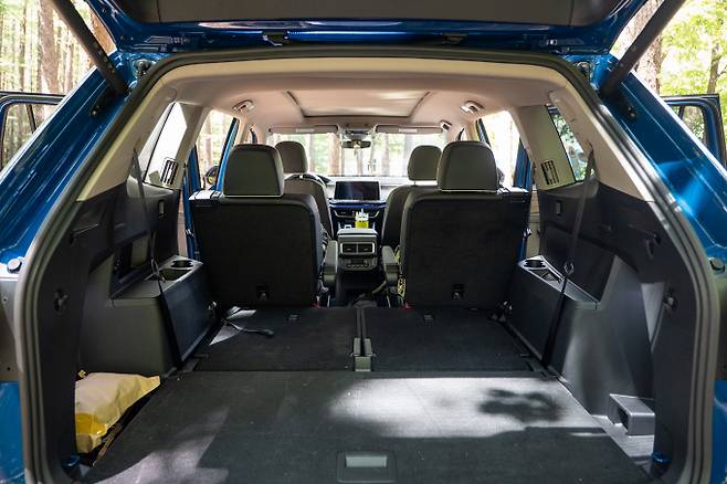 폭스바겐 아틀라스는 여행용 캐리어 38개가 적재되는 실내 공간을 갖췄다. /사진=폭스바겐코리아