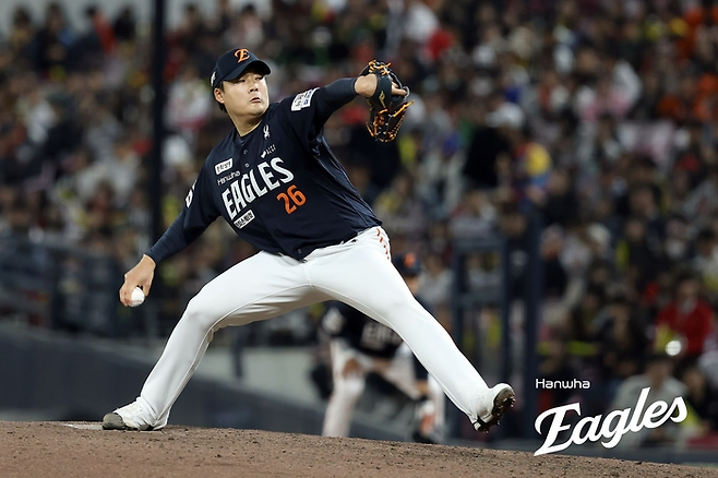 KT가 강백호 보상 선수로 한승혁을 지명했다. 한화 제공