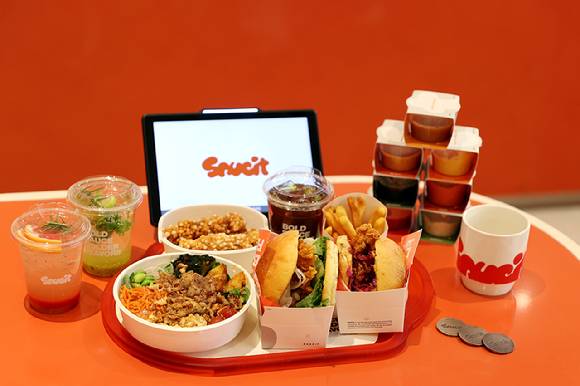 소싯(SAUCIT) 대표 메뉴. [사진=교촌 제공]