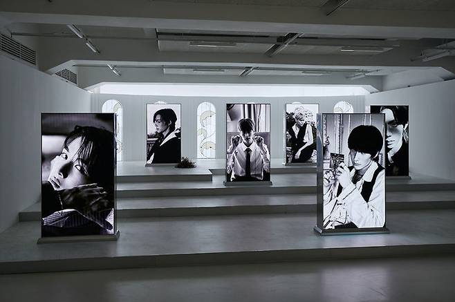 [서울=뉴시스] 라이즈 싱글 '페임' 발매 기념 일민미술관 전시회 현장. (사진 = SM엔터테인먼트 제공) 2025.11.30. photo@newsis.com *재판매 및 DB 금지