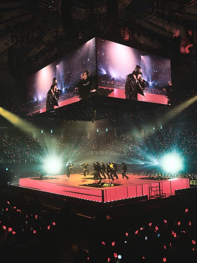 우즈의 단독 콘서트 ‘2025 우즈 프리뷰 콘서트 : 인덱스 제로(2025 WOODZ PREVIEW CONCERT : index_00)’가 30일 서울 송파구 잠실실내체육관에서 개최됐다. 이담엔터테인먼트