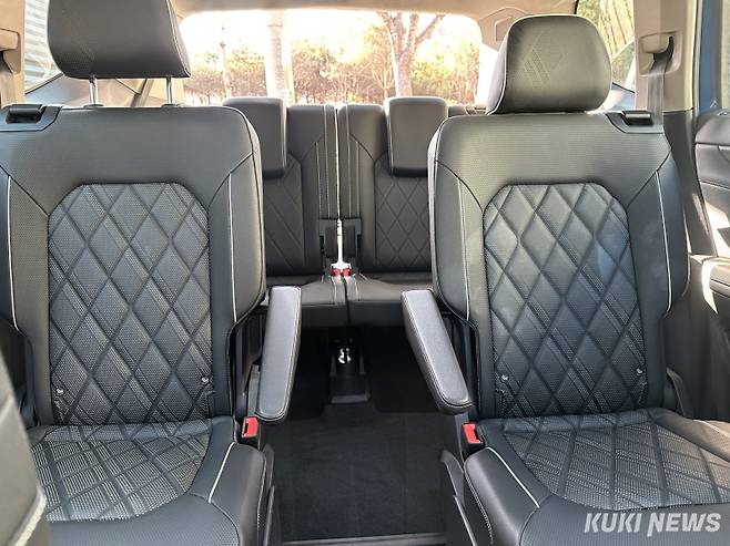 아틀라스는 ‘2+3+2’ 구성의 7인승과 ‘2+2+2’ 구성의 6인승 등 두 가지 시트 타입을 제공하고 있다. 송민재 기자&nbsp;