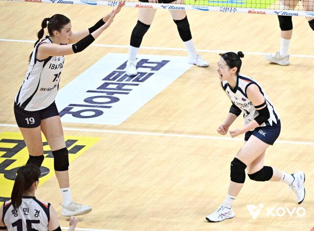 환호하는 최정민./KOVO