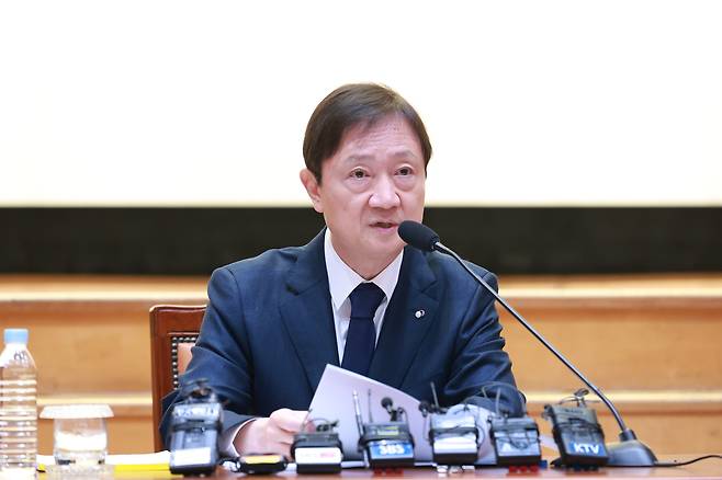 이찬진 금융감독원장이 1일 출입기자단 간담회에서 발언하고 있다. [금융감독원 제공]