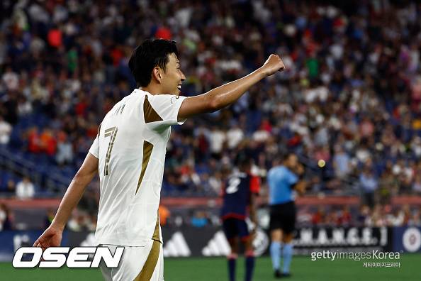FOXBOROUGH, MA - AUGUST 16: during the second half at Gillette Stadium on August 16, 2025 in Foxborough, Massachusetts.(Photo By Winslow Townson/Getty Images)