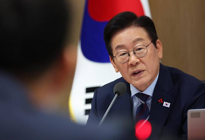 이재명 대통령이 2일 서울 용산 대통령실 청사에서 열린 국무회의에서 발언하고 있다. 2025.12.02 대통령실통신사진기자단