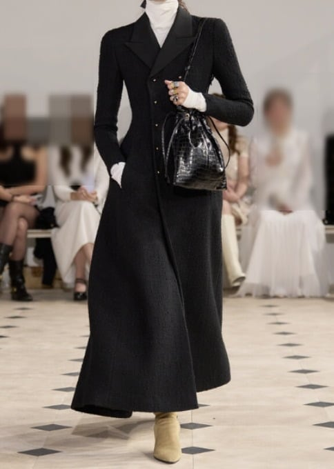 ‘셀린느’(Celine)의 2026 SS(봄·여름) 시즌 신상품인 마이클 라이더 코트 [셀린느]