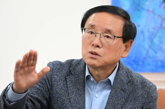 강영구 한국화재보험협회 이사장이 지난 25일 오후 서울 여의도 본사에서 헤럴드경제와 인터뷰를 하고 있다. 이상섭 기자