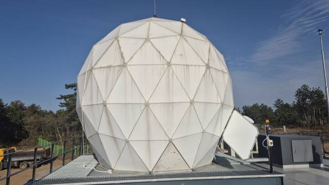 제주 제주시 한림읍 상대리 컨텍 아시안스페이스파크(ASP)에서 가동 중인 돔형 지상국 안테나. 김윤수 기자