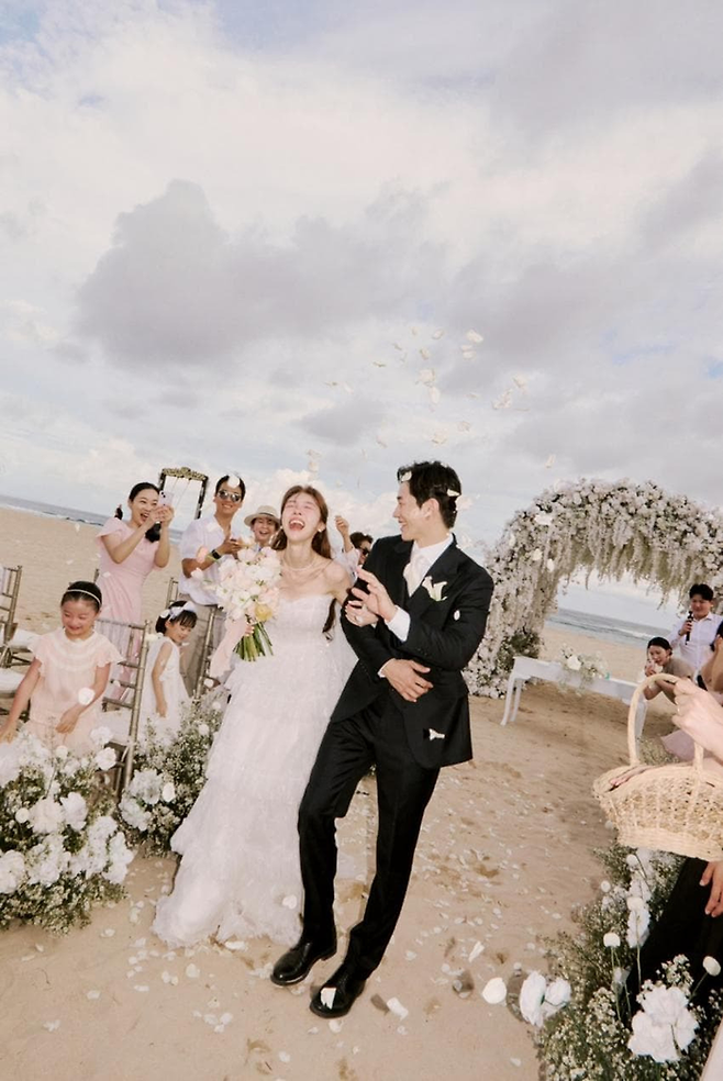 민아, 온주완. 사진ㅣ민아 SNS