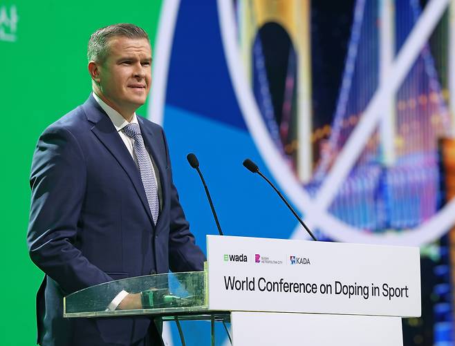 위톨드 반카 세계도핑방지기구(WADA) 회장이 2일 부산 해운대구 벡스코에서 열린 WADA 총회 개회식에서 발언하고 있다./문화체육관광부