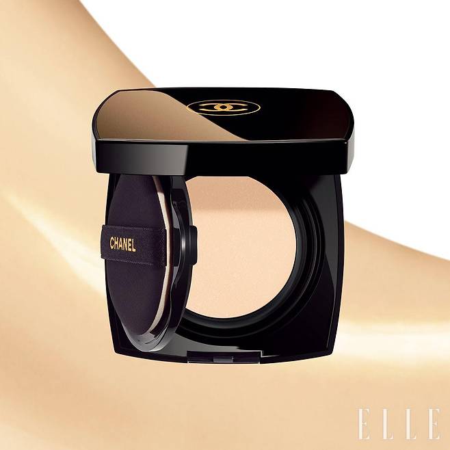 수블리마지 쿠션, 30만원, Chanel.