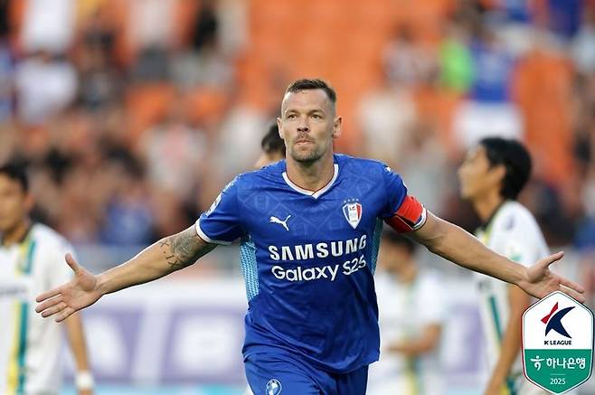 [서울=뉴시스] 프로축구 K리그2 수원 삼성 일류첸코. (사진=한국프로축구연맹 제공) *재판매 및 DB 금지