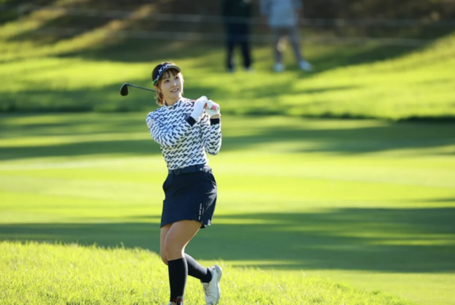 일본 여자 골프계의 스타 미야코 레이카. / 미야코 레이카 SNS