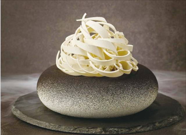 하루 최대 3개 한정 판매하는 서울신라호텔의 ‘더 파이니스트 럭셔리’. 사진 제공=호텔신라