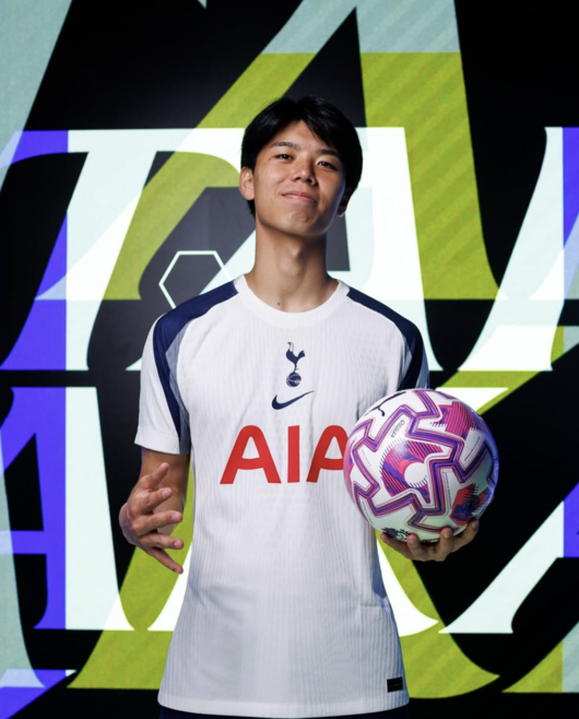 ▲ 타카이는 192cm의 신장으로 이목을 끄는 센터백이다. 큰 키에도 스피드와 힘이 좋다는 평가를 들었다. 지난해 J리그에서만 1,906분을 뛰며 활약해 영플레이어상을 받았다. 일본 연령별 대표팀도 두루 거친 그는 2023년 국제축구연맹(FIFA) 20세 이하(U-20) 월드컵과 2024년 파리 올림픽에 참가했다. ⓒ 토트넘 홋스퍼