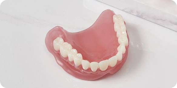 Dentures made using Graphy’s THD (TERA HARZ Hard Denture) dental resin for 3D printers (Source: Graphy).