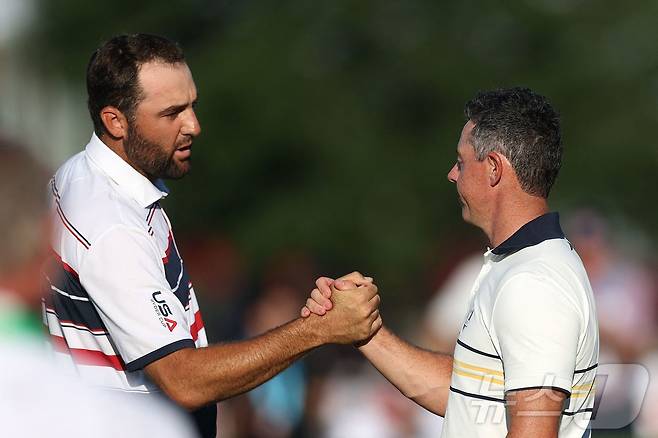 스코티 셰플러(미국)와 로리 매킬로이(북아일랜드). ⓒ AFP=뉴스1