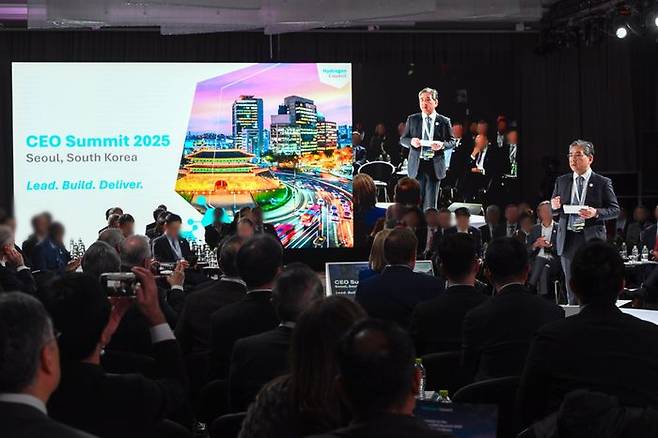 현대차그룹 장재훈 부회장이 지난 3일 '수소위원회 CEO 서밋'에서 발언하고 있다. ⓒ현대차그룹