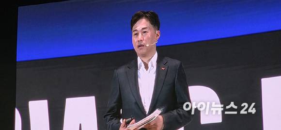 곽노정 SK하이닉스 대표이사가 지난달 3일 서울 강남구 코엑스에서 열린 'SK AI 서밋'에서 기조연설을 하고 있다. [사진=박지은 기자]