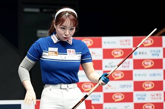 김예은이 스롱피아비에게 두달여만에 설욕하며 올시즌 두 번째 4강에 진출, 김민아와 격돌한다. (사진=PBA)