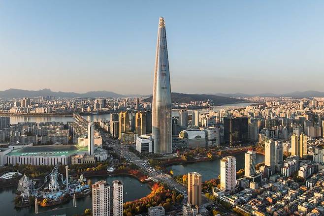 롯데월드타워 몰 전경 사진 [롯데물산 제공]
