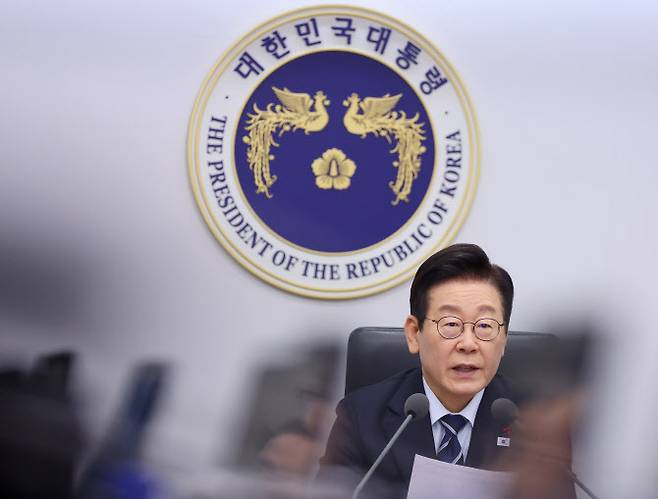 이재명 대통령이 4일 용산 대통령실에서 열린 수석보좌관회의에서 발언하고 있다.(사진=연합뉴스)